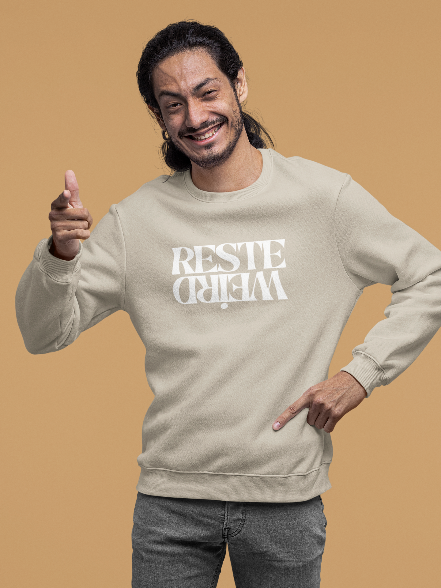 RESTE WEIRD         SWEATSHIRT UNISEXE